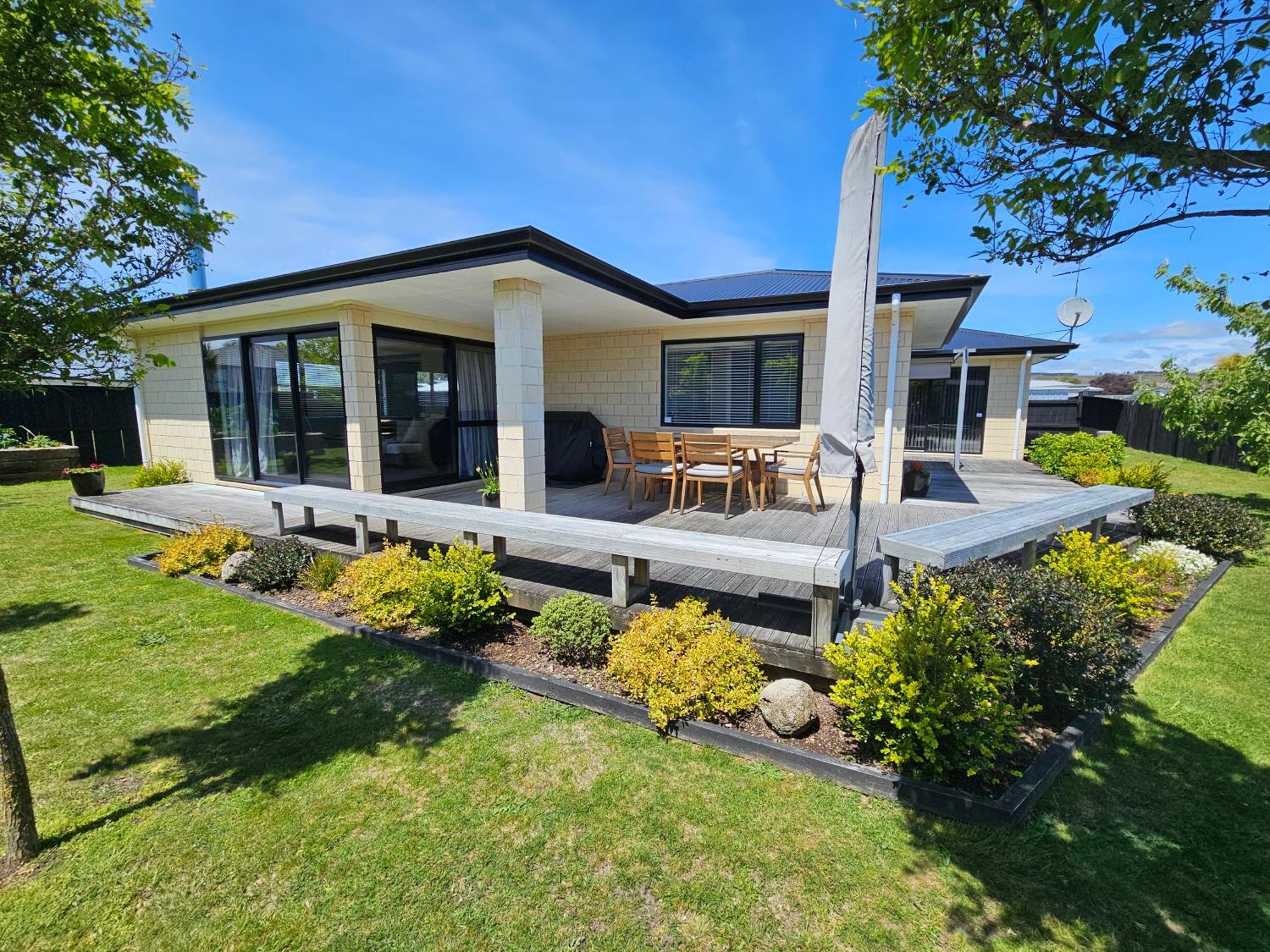 10 @ Wai Matangi Villa Turangi Luaran gambar